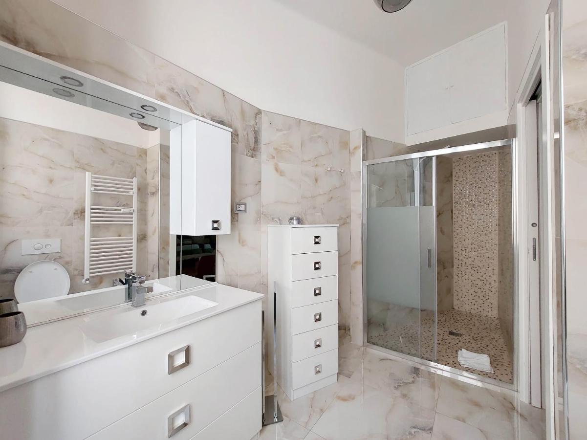 4Bnb - Luxury Mazzini Apartment Рим Екстер'єр фото